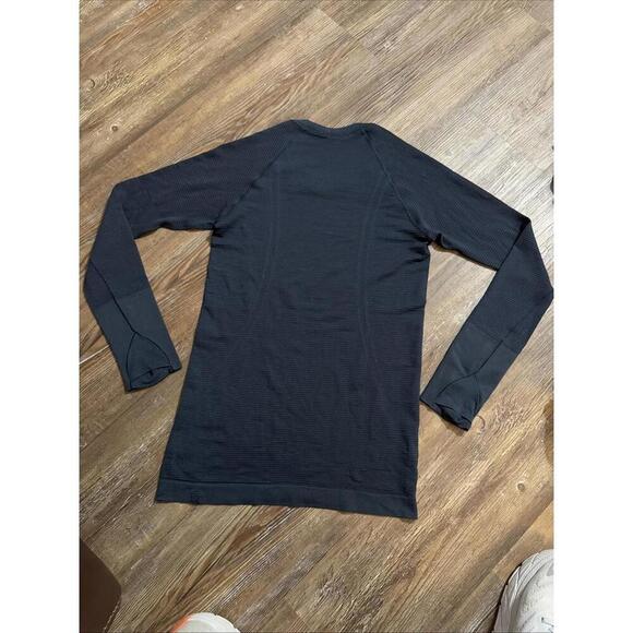 Lululemon Blue Athleisure Athletic Preppy Running Long Sleeve Shirt 4 - Picture 9 of 11